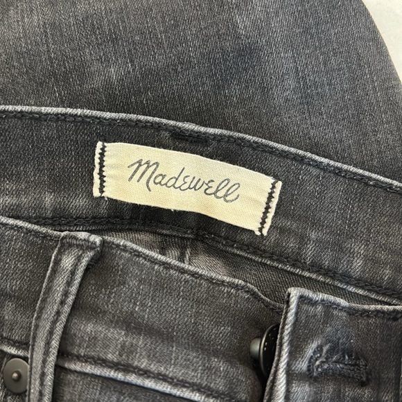 Madewell 9” High Rise Ripped Skinny Jeans - Picture 3 of 4